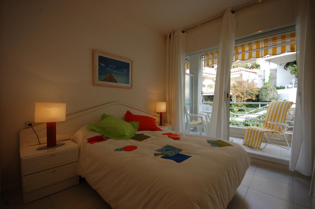 Lets Holidays Beach Apartment 2Rooms Tossa Tossa de Mar Bilik gambar